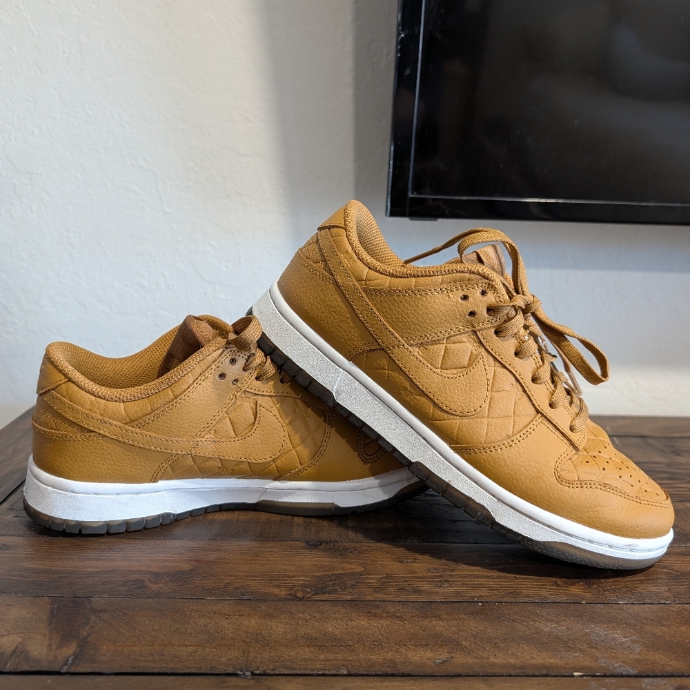 Nike Dunk Lows
